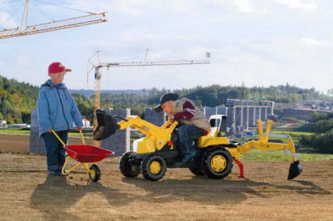 The JCB Kids Pedal Backhoe Loader Is One Of The best Black Friday Discounts